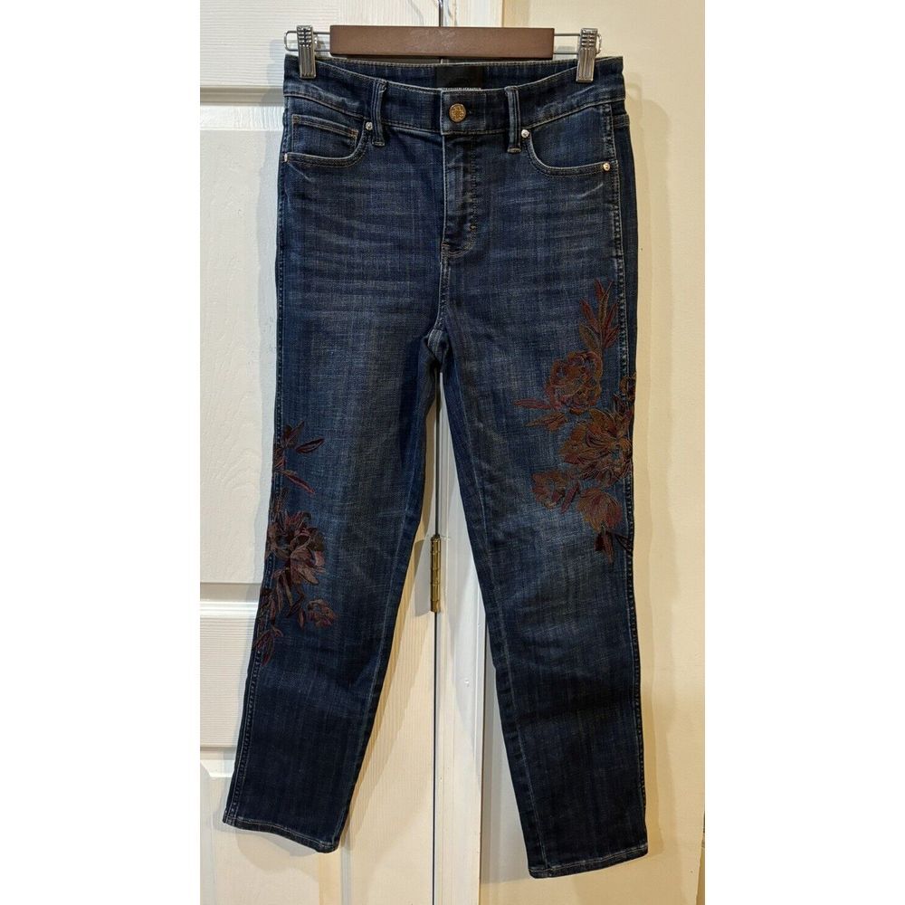 White House Black Market Women's Jeans Sz‎ 2 Flower Embroidery Medium Wash